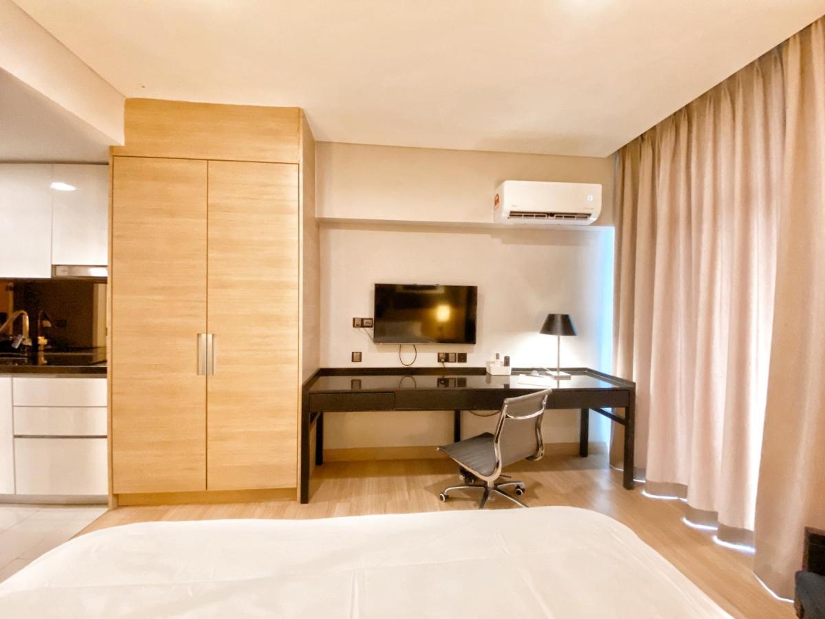 Straits Suite By C Homestay Malacca Exterior foto