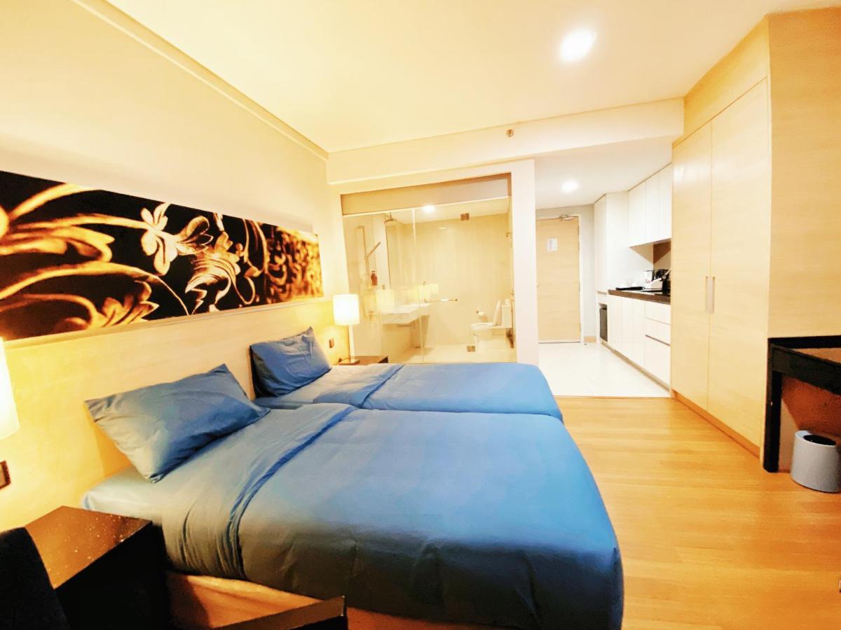 Straits Suite By C Homestay Malacca Exterior foto