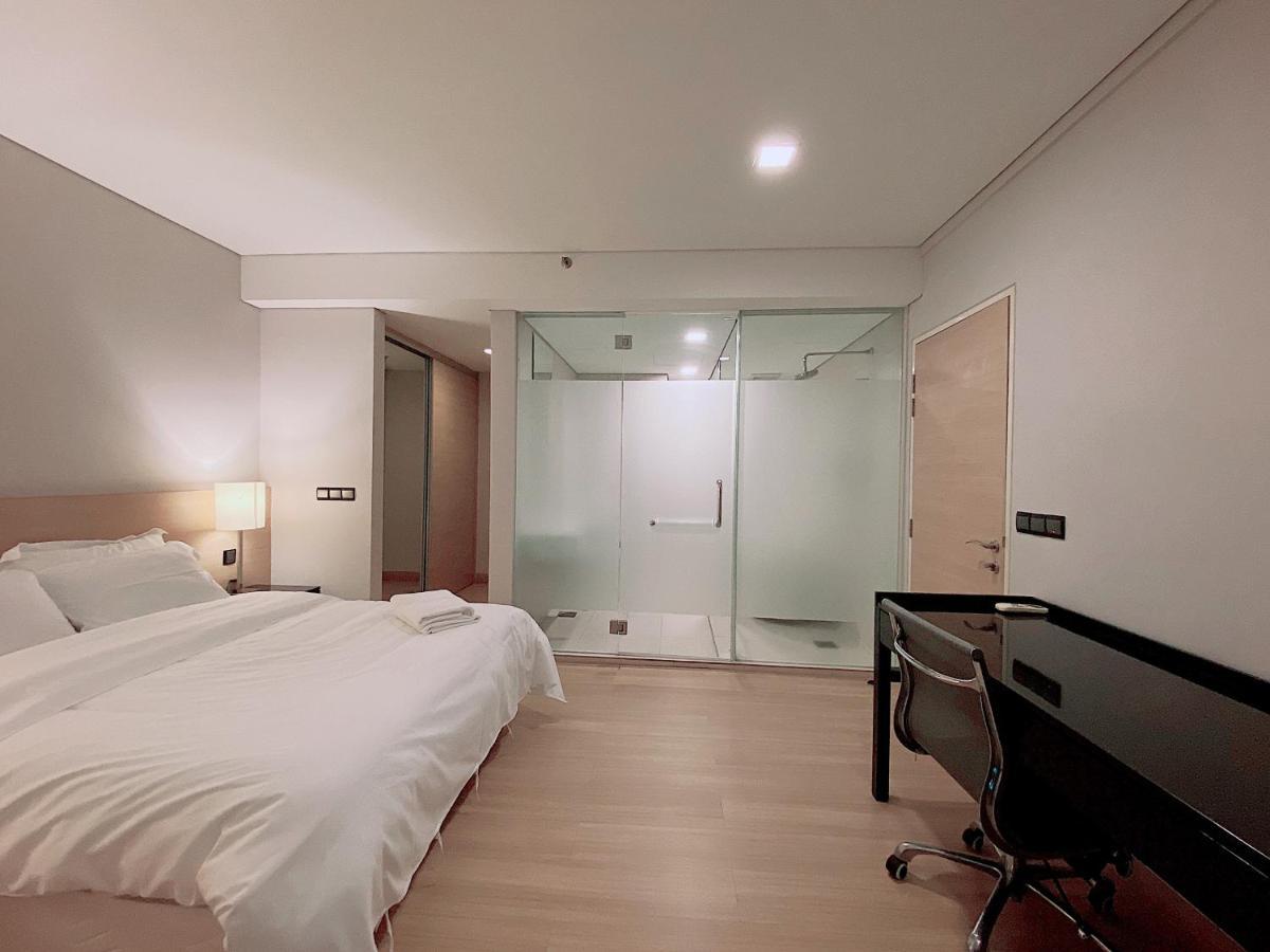 Straits Suite By C Homestay Malacca Exterior foto